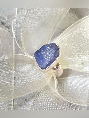 925 sterling silver Tanzanite Rough natural Tanzanite ring, US:8, VIBES , NWT